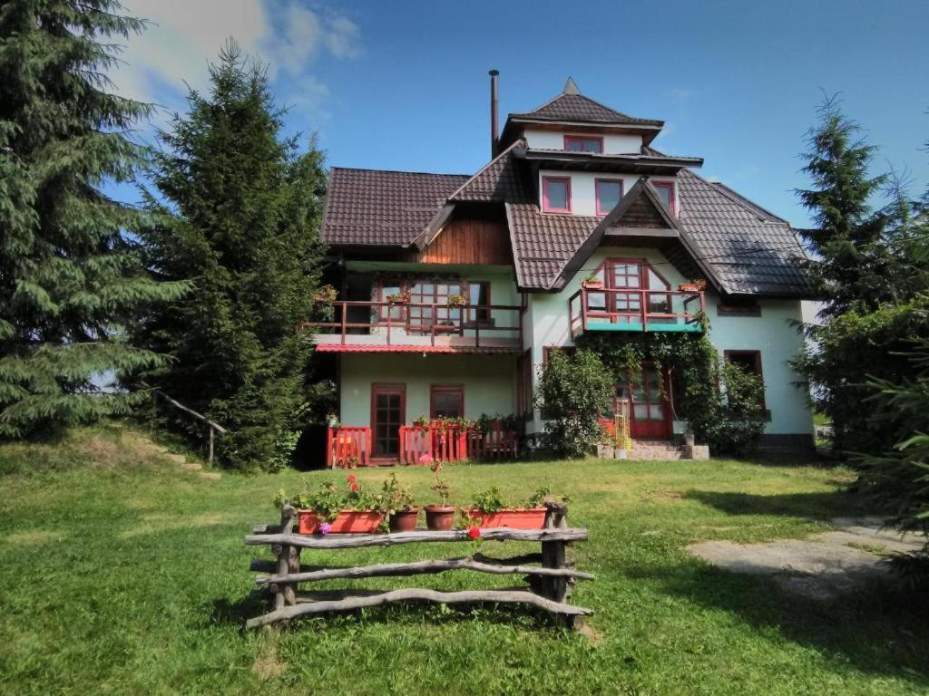 Casa Paltin Vila Si Cabane Poiana Stampei Екстер'єр фото